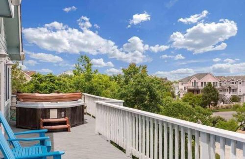Ocean Sands Casa | Private Home 5min walk to Beach with Top Deck Spa