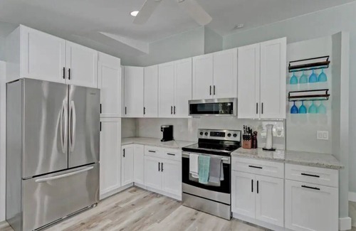 Royal Palm Beach Casa | Private Home with Oasis Backyard w/ Pool, BBQ, King Beds