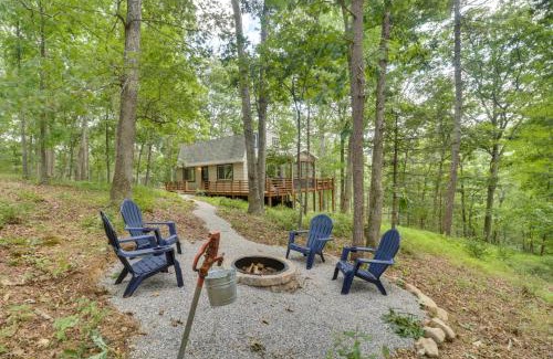 Broadway Casa | Private Hot Tub and Fire Pit Family Broadway Cabin