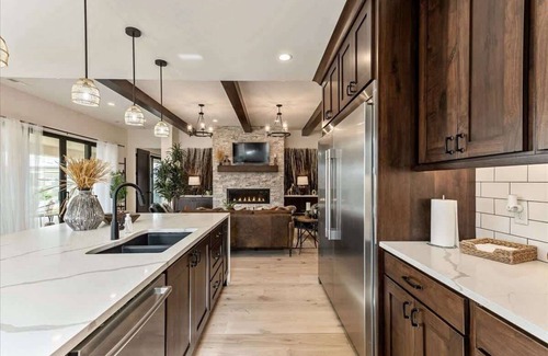 Hurricane Casa | Private Hot tub, By Sand Hollow, Safari Themed