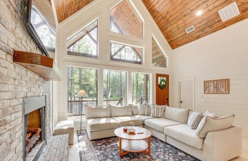 Pickens Casa | Private Hot Tub Cabin 13 Mi to Broken Bow Lake