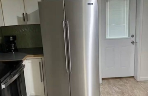 Howland Corners Casa | Private house 1 bedroom 1 bath ground-floor