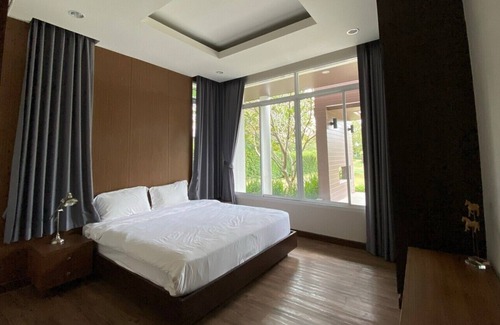 Khanong Phra Casa | Private House surrounding with nature - 5 min to Bonanza Exotic Zoo