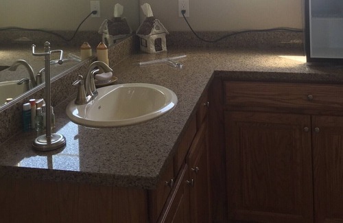 Minden Apartamento | Cuartos privados en la casa privada. Entrada privada, baño con ducha.