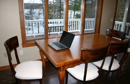 Gaylord Casa | Entorno privado frente al lago, ubicado a 10 minutos de la montaña Boyne