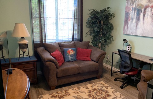 East Mesa Apartamento | Private Living Space in Mesa, AZ