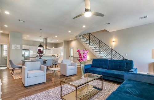 Mid-City Casa | Private Living Villa Near City Hot Spots