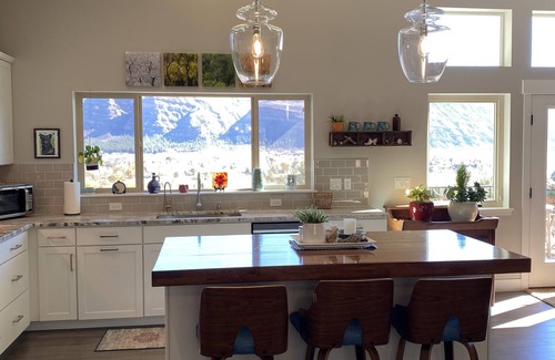 Hermosa Casa | Private location, Central A/C, Amazing Cliff Top Views, National Forest Access