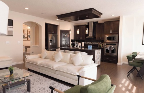 Sage Hill Casa | Private luxury suite,8 pax in NW, Calgary, next Olympic Park and Rocky Mountain