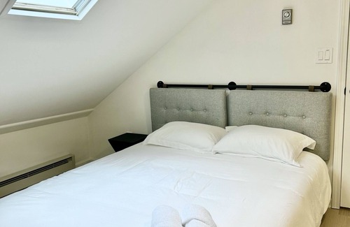 Pine Bush Casa | Private Modern Kid Friendly Retreat Hudson Valley