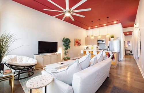 Germantown Casa | Private Parking in GTownWalk to Coffee,Shops,Bars!