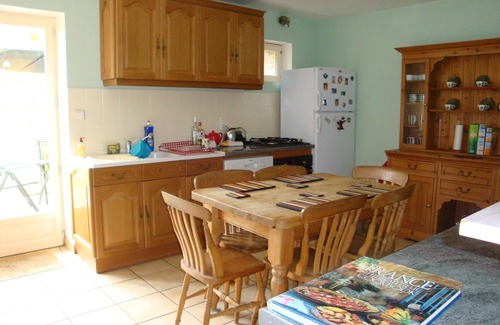 Lubersac Casa | Precio especial agosto / septiembre de 2019 para cabaña independiente, tranquila y lujosa