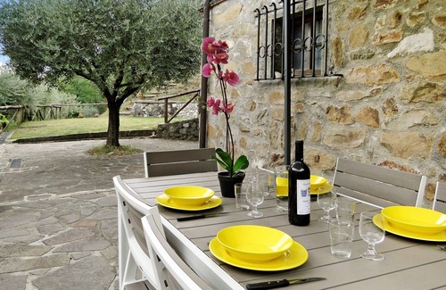 Coreglia Antelminelli Villa | Propiedad muy bien y tranquila ubicación con piscina privada