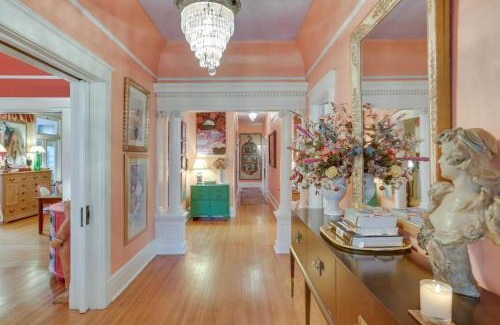 New Orleans Casa | Private Pool and Backyard Lavish New Orleans Haven!