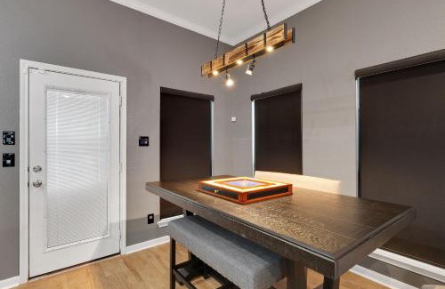 Wellborn Casa | Private Pool and Hot Tub Wild Horse Home!