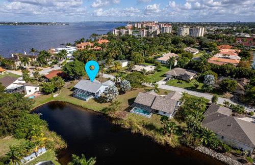 Iona Casa | Private Pool Home - Just Miles from Sanibel and Fort Myers Beach - home