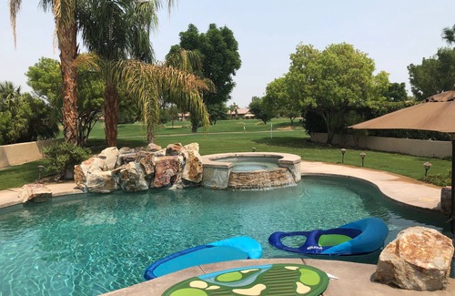 La Quinta Casa | Hermoso y cómodo campo de golf PGA West