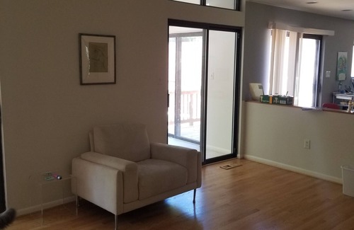 Bethesda Casa | Private room in an upscale neighborhood near DC