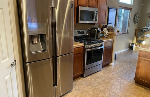 La Quinta Cove Casa | Casa al sudoeste en una calle tranquila con vistas a la montaña y piscina en el patio