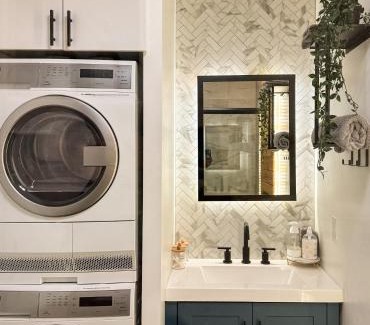 El Centro Apartamento | Private-Suite, Kitchen, Laundry, Rainfall Shower, 4kTV