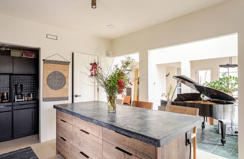 Topanga Casa | Private Sunlit Topanga Escape - Designer Home w/Canyon Views