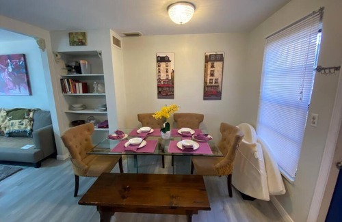 Palm Beach - West Palm Beach Apartamento | Private Townhouse with courtyard and covered patio