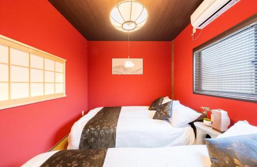 Tanimachi Casa | Private Villa 大きな商店街の側にあるお宿 ベッド6台 トイレ3台