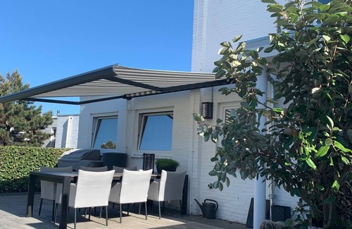 Egmond aan Zee Villa | Private Villa 5 minutes from the beach.