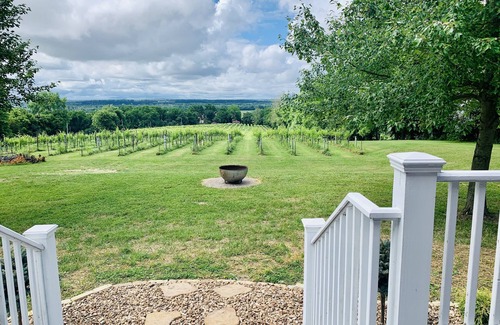 Augusta Casa | Private Vineyard