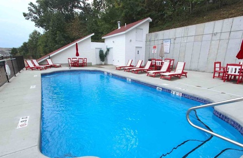 Lakeland Condominio | Private Waterfront Condo on Lake Ozark