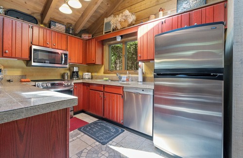 Ellison Bay Casa | Private Wooded lot near Wagon Trail in Ellison Bay