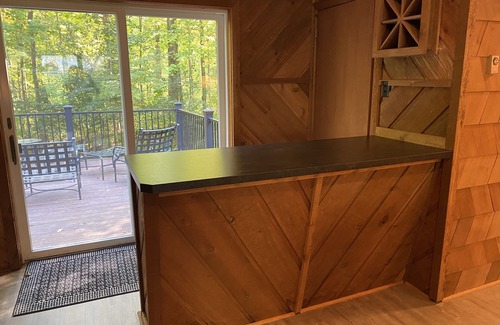 Etna Casa | Private Wooded Retreat close to Cornell