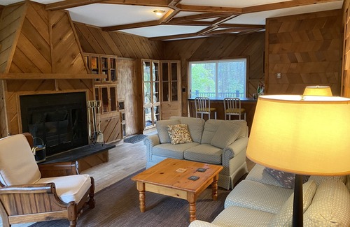 Etna Casa | Private Wooded Retreat close to Cornell