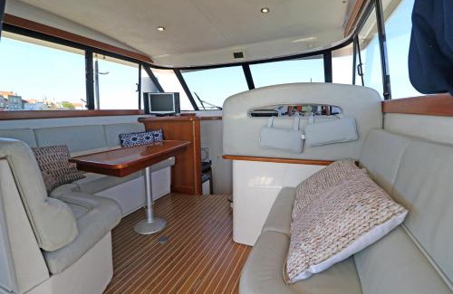 Parque das Nacoes Alquiler De Eote | Private yacht, we love our guests