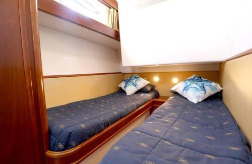 Parque das Nacoes Alquiler De Eote | Private yacht, we love our guests
