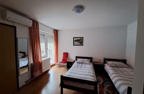 Svajcarnica Cama Y Desayuno | Privatni smještaj Tolić