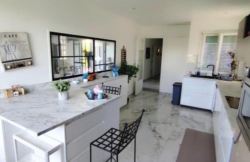 Arnouville Casa | Proche Paris, Aéroports Roissy Charles de Gaulle, Bourget, Parc des Expositions Villepinte