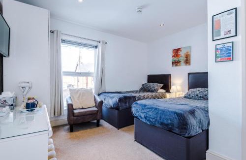 Barnetby Casa | Professional Contractor's Retreat, Superfast WIFI, FREE Van Parking CCTV