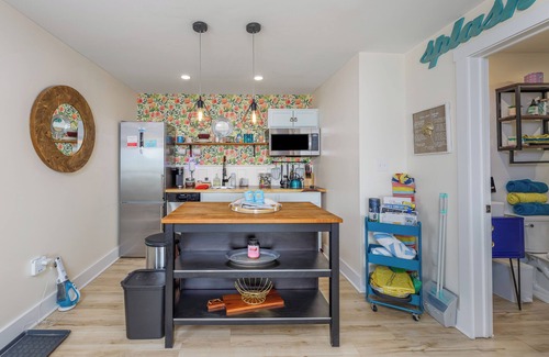 Villas Apartamento | Progressive Retreat #3 - Diverse, Open-Minded and Eco Friendly Waterfront Unit