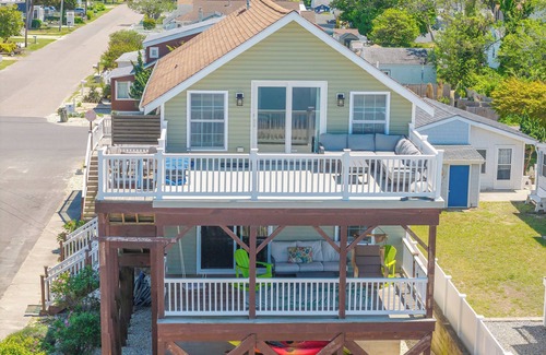 Villas Apartamento | Progressive Retreat #3 - Diverse, Open-Minded and Eco Friendly Waterfront Unit