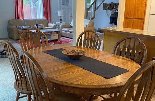 Mount Shasta Casa | monte Cabaña Shasta / Montaña Black Butte