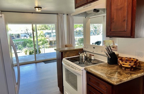 Lakeport Casa | PROMO 5% WEEKLY DISCOUNT! Konocti Lake House-Lakeport Ca