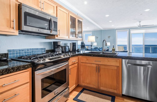 Depoe Bay Condominio | *¡Promoción!* Condominio frente al mar en el segundo piso con piscina, jacuzzi, wifi y mucho más.