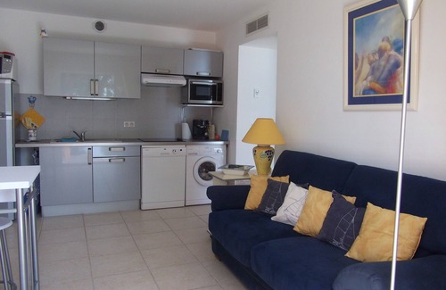 Espero-Pax Apartamento | PROMOCIÓN / SEPTIEMBRE / APARTAMENTO DE LUJO, ESPLENDIDO VISTA AL MAR THEOULE / TRAYAS