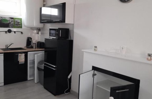 Courseulles-sur-Mer Apartamento | Promo Studio Wi-Fi à Courseulles-sur-Mer au 1er étage