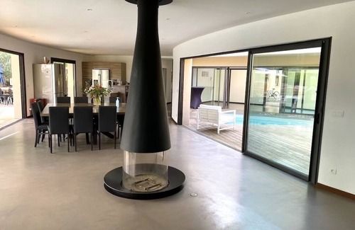 Saint-Gely-du-Fesc Casa | PROMO Superb and spacious property with pool and spa 7 bedrooms