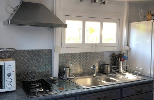 La Franqui Casa | ¡PROMO! La casa de campo franqui bajo los pinos en pueblo encantador