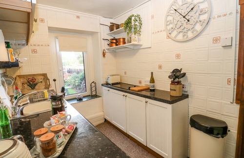 Sowerby Bridge Cabaña | PROSPECT COTTAGE, pet friendly, with a garden in Ripponden