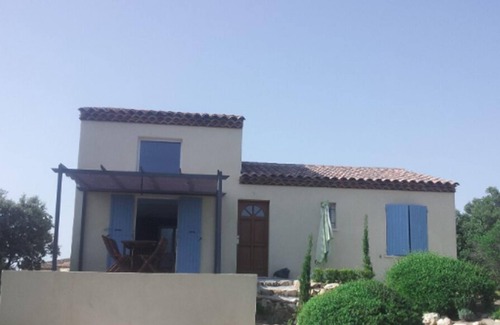 Lancon-Provence Casa | La Provenza, villa nueva, beneficia a todas las comodidades, piscina