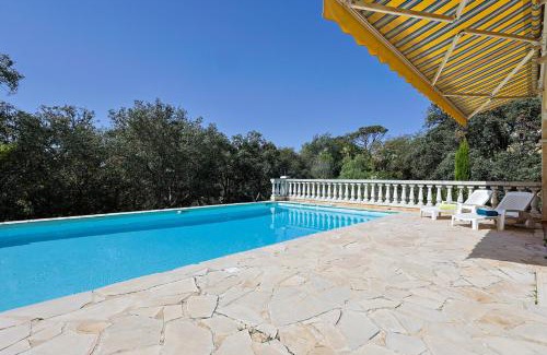 Saint-Raphael Casa | Provenzalische Villa l'Olivier - mit Terrasse und privatem Pool by Riviera HomeLife